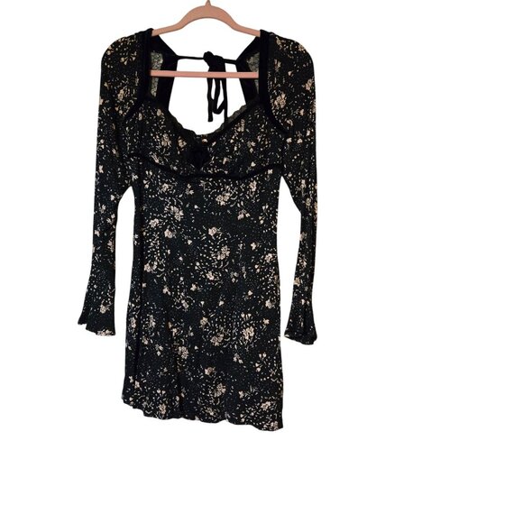 Free People Women's Sz S Tess Mini Black/White ASO Chanel in Day of Our Lives - Picture 3 of 7
